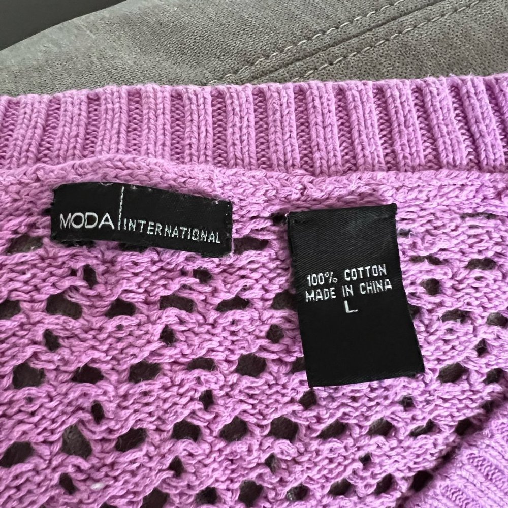 Moda International Sweater-Large - Picture 3 of 3